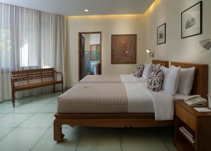 Tandjung Sari Hotel
